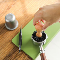 Baristic brush