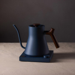 Fellow Stagg EKG PRO stone blue + walnut | Electric Kettle Gooseneck