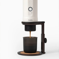 OutIn Nano 2 (Pearl white) - travel coffee maker