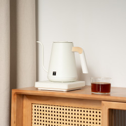 TIMEMORE Fish PRO X (white) – temperature-controlled electric kettle