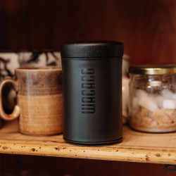 Wacaco Prestina (coal black) – a portable coffee maker